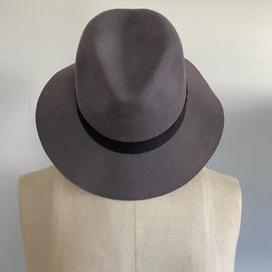 Miss Sonii Grey Felt Hat with Black Ribbon